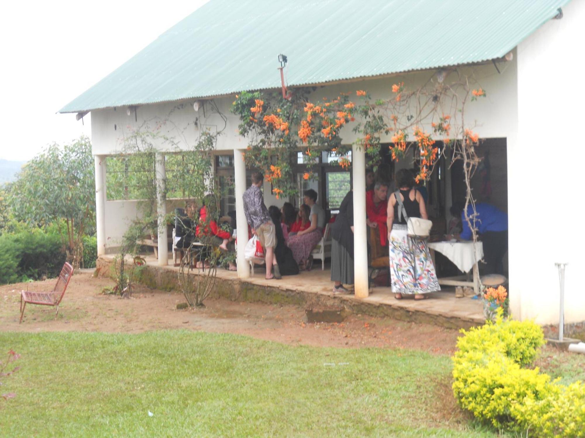 Masaka Backpackers, Tourists Cottage & Campsite ภายนอก รูปภาพ