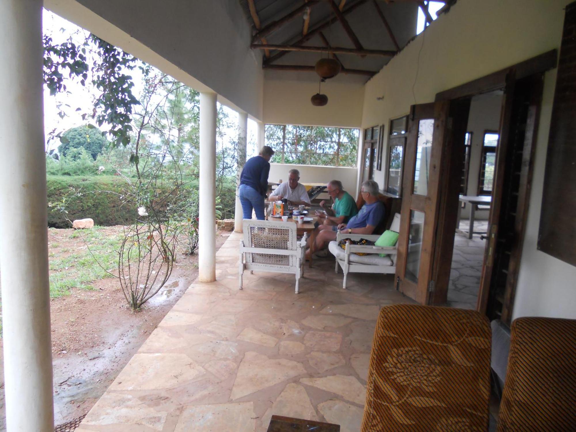 Masaka Backpackers, Tourists Cottage & Campsite ภายนอก รูปภาพ